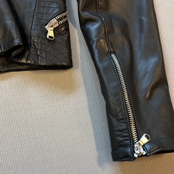 New Line Italian Black Leather Women's Jacket size 42 (us sz 6 or M) - Picture 12 of 13